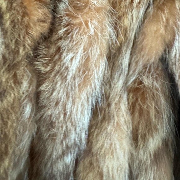 Genuine Red Fox fur knee length Gartenhaus Furs - Picture 5 of 7